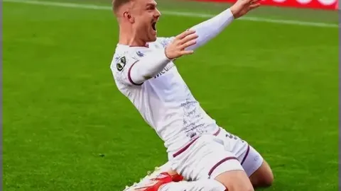 尤文图斯考虑接受姆班古拉转会，欧冠资格与否皆可